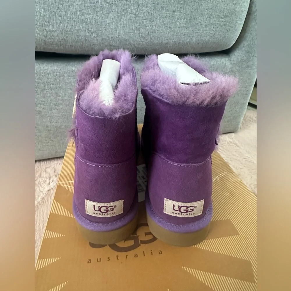 UGG Mini Bailey Button Boots - Picture 3 of 9
